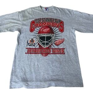 Vintage 1997 Detroit Red Wings Stanley Cup T-Shirt Mens M Team Rated Grey